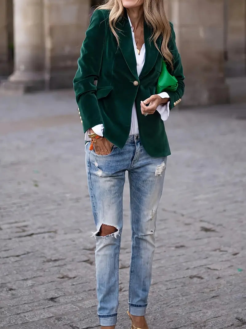 Isla | Sophisticated Velvet Blazer
