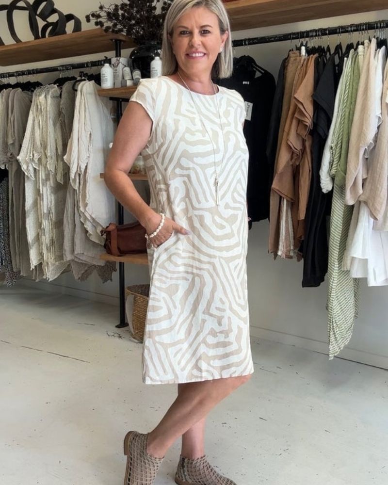 Cory | Elegant Summer Dress Featuring Stunning Print