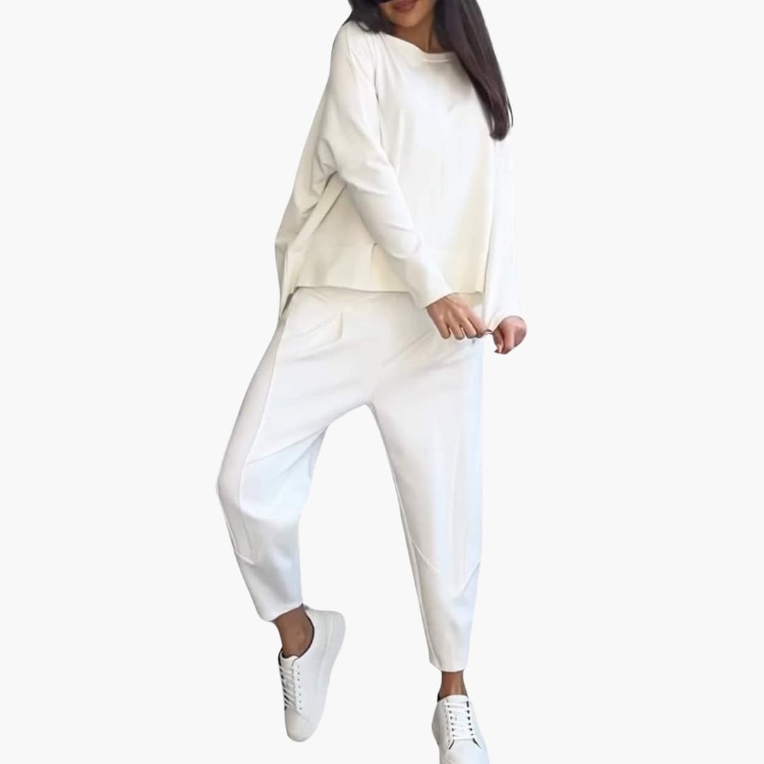 Thea | Two-Piece Round Neck Outfit