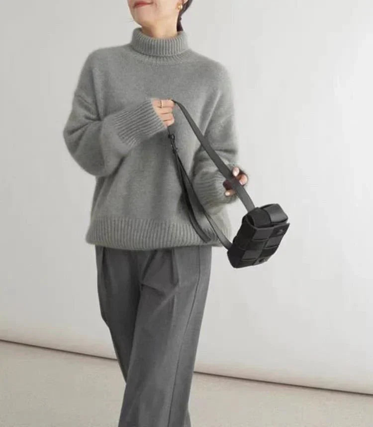 Larine | Cozy Turtleneck Knitwear