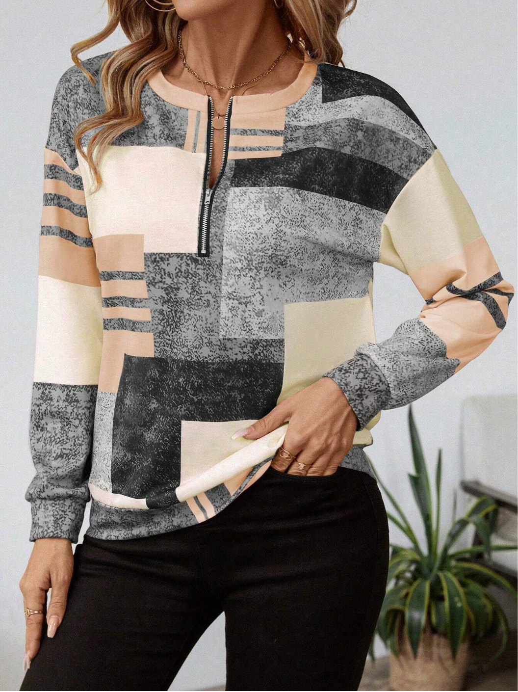 Novara | Timeless Retro Sweatshirt