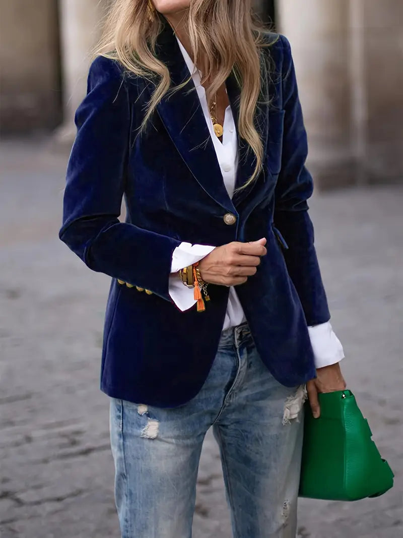 Isla | Sophisticated Velvet Blazer