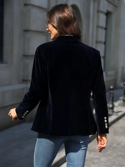 Isla | Sophisticated Velvet Blazer