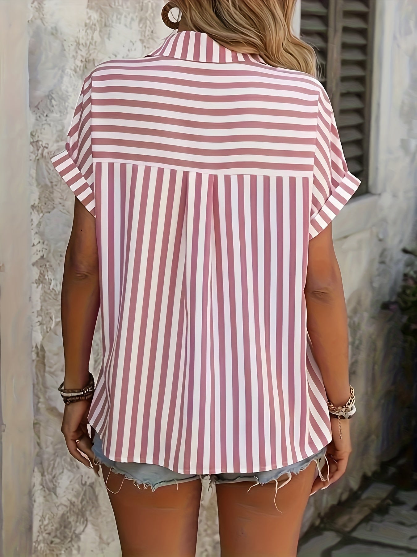 Lilou | Chic Striped Top