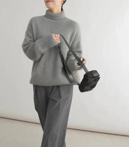 Larine | Cozy Turtleneck Knitwear