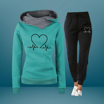 Heartbeat | Comfy two-piece sweatsuit for everyday wear