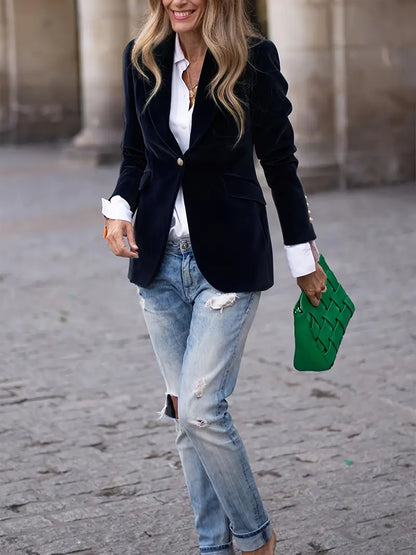 Isla | Sophisticated Velvet Blazer