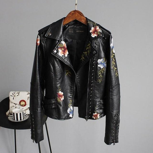 Yvelise | Chic Embroidered Outerwear